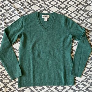 Ellen Tracy 100% Cashmere Lightweight Sweater Sage Green Small